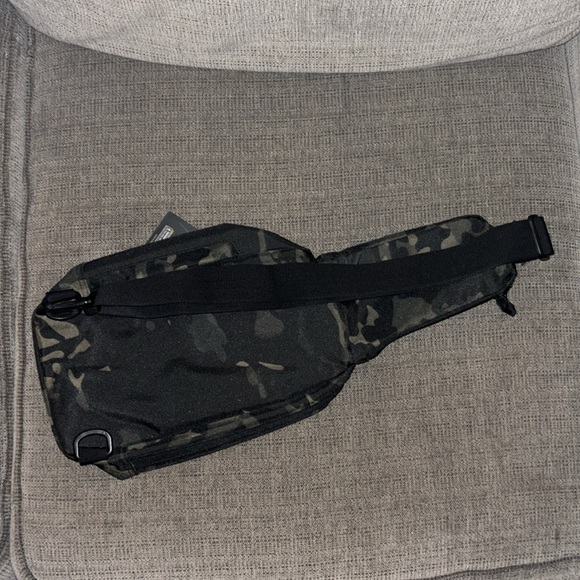 EXPO EDC SLING BAG - Picture 5 of 5